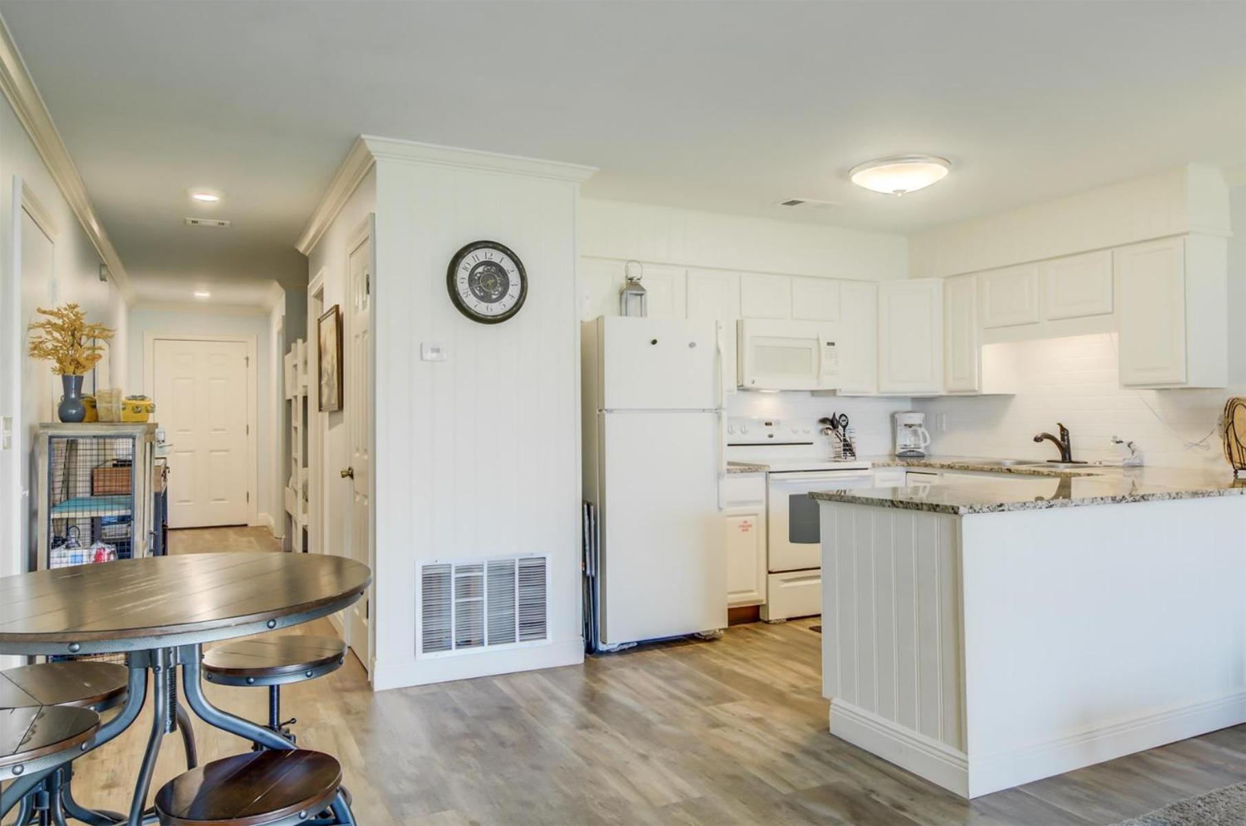 10 A, One Bedroom Condo デスティン エクステリア 写真